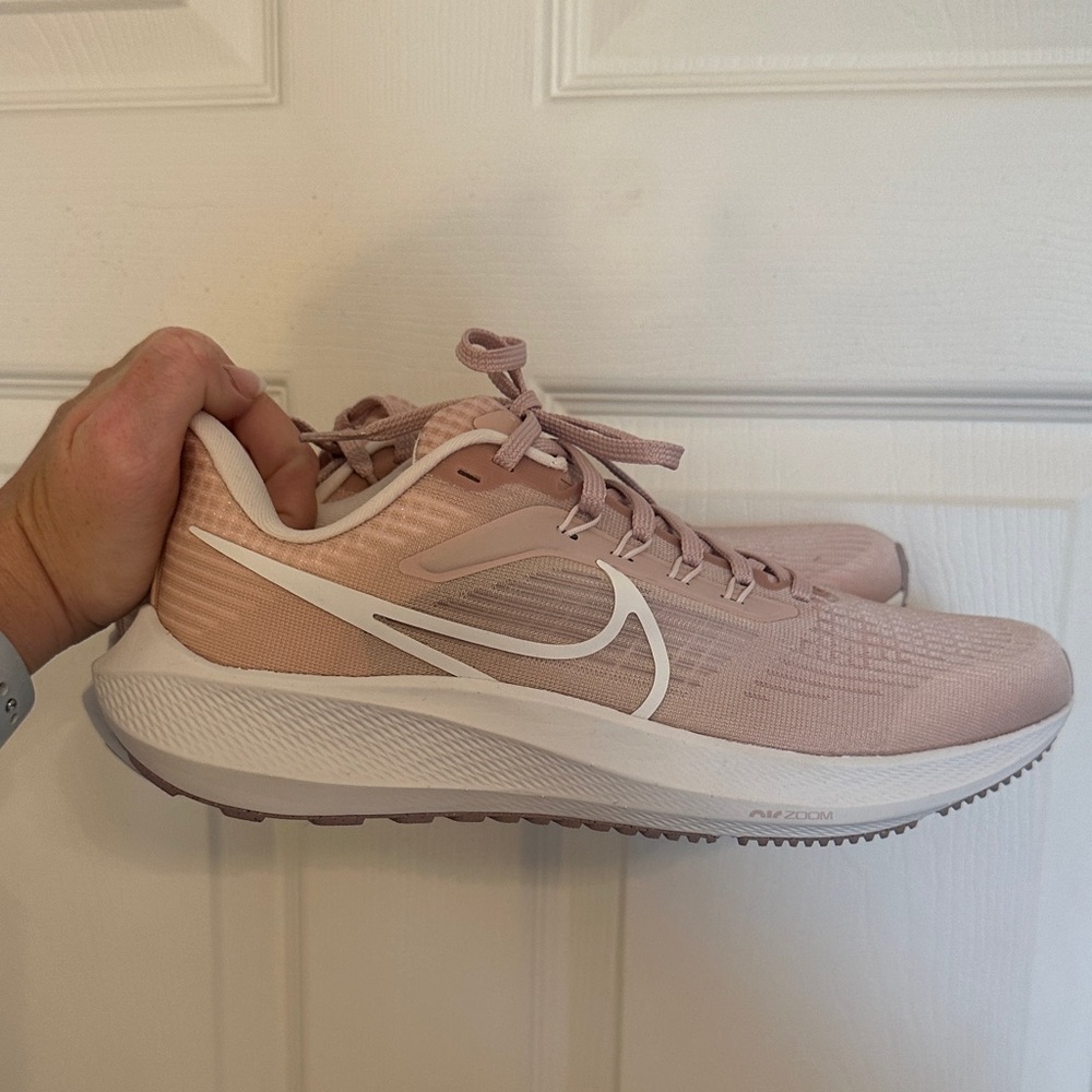 Nike Women's Blush Sneakers